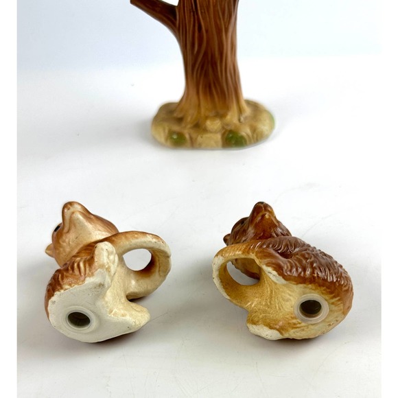 Vintage Kitschy Bear Cubs Salt And Pepper Shakers Cute Hanging On A Tree Design - Picture 6 of 12